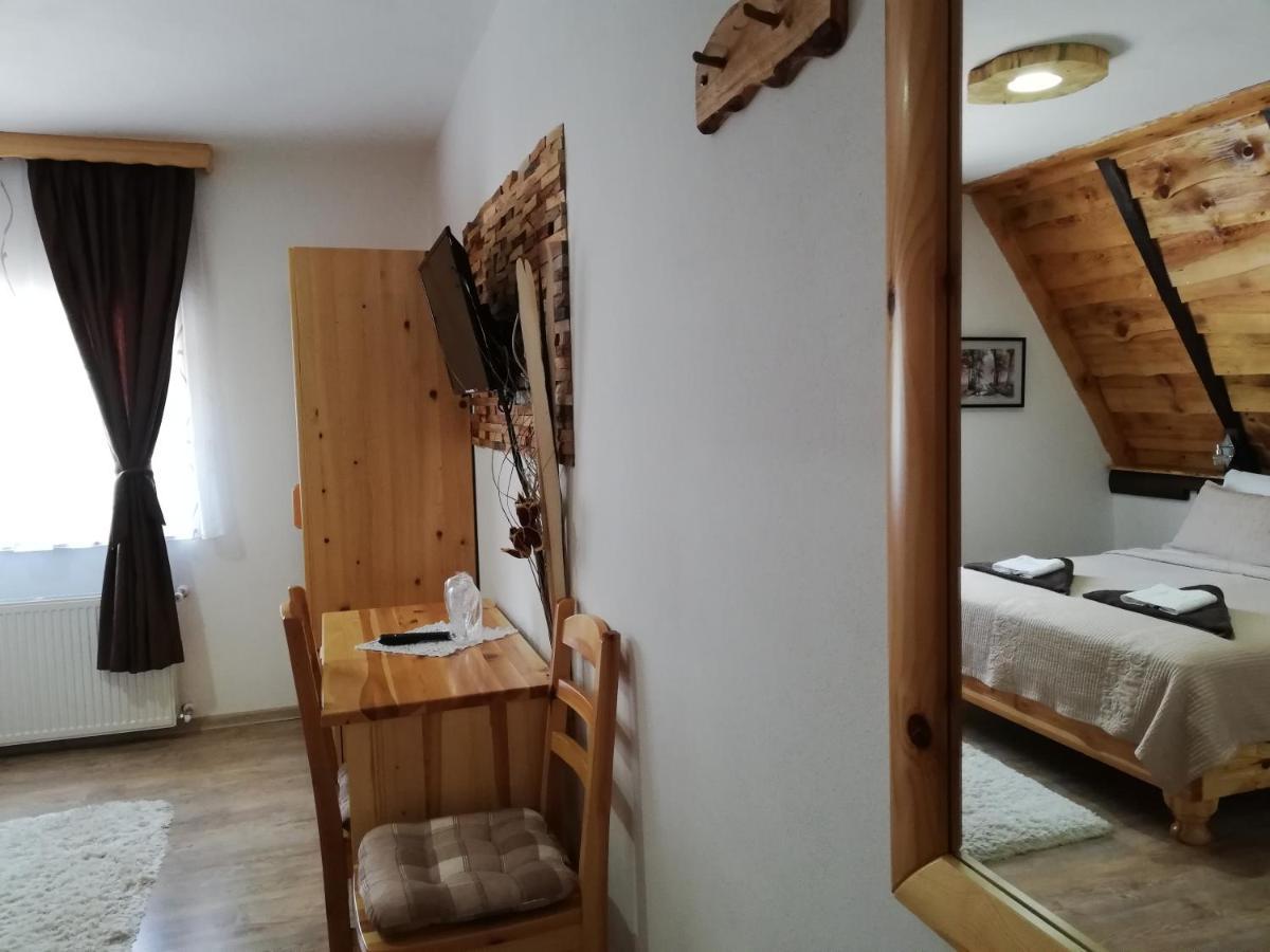 Rustic Lodge Plitvice 1 Plitvička Jezera Екстериор снимка