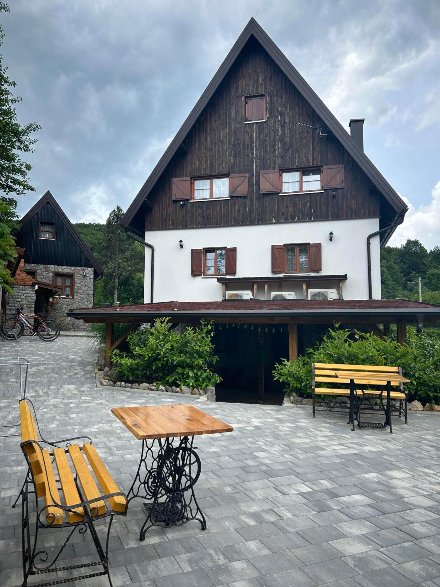 Rustic Lodge Plitvice 1 Plitvička Jezera Екстериор снимка